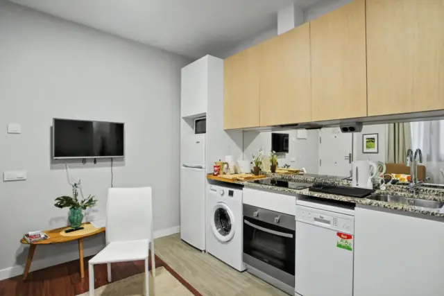 Cocina funcional equipada del apartamento LEMON