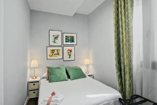 Dormitorio tranquilo del apartamento LEMON